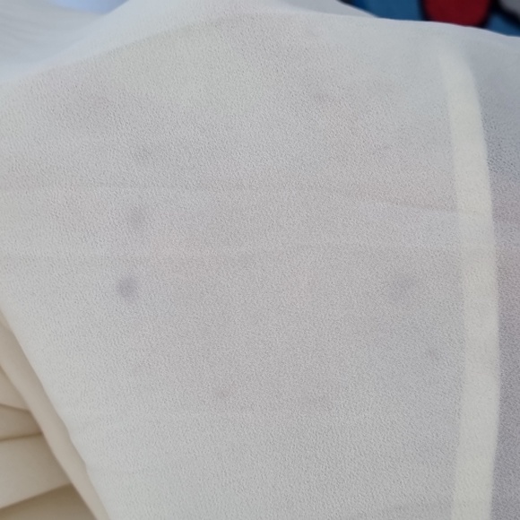 Jarlo, cream long formal dress, lace details, lined, sheer overlay, size 6 - Picture 6 of 12